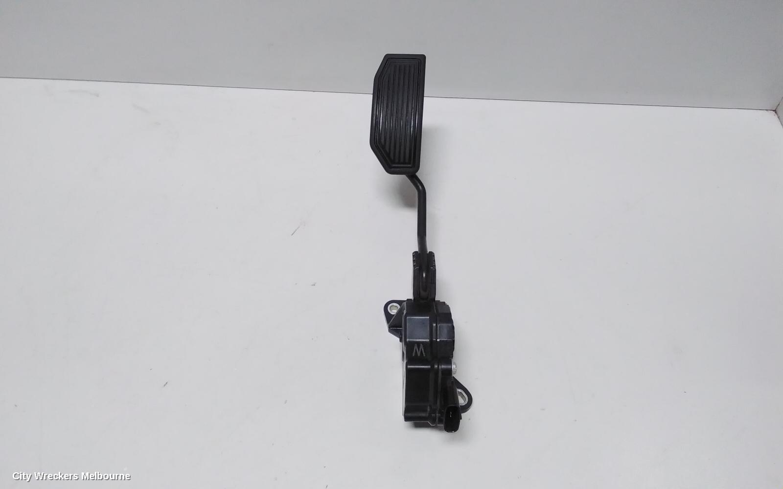 TOYOTA COROLLA PEDAL ASSEMBLY, 150 SERIES, 03/2007 - 12/2013