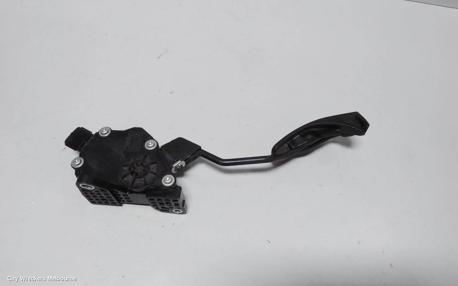 TOYOTA COROLLA PEDAL ASSEMBLY, 150 SERIES, 03/2007 - 12/2013