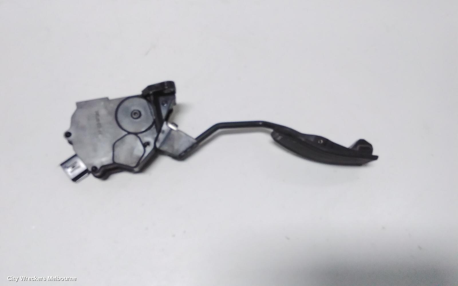 TOYOTA COROLLA PEDAL ASSEMBLY, 150 SERIES, 03/2007 - 12/2013