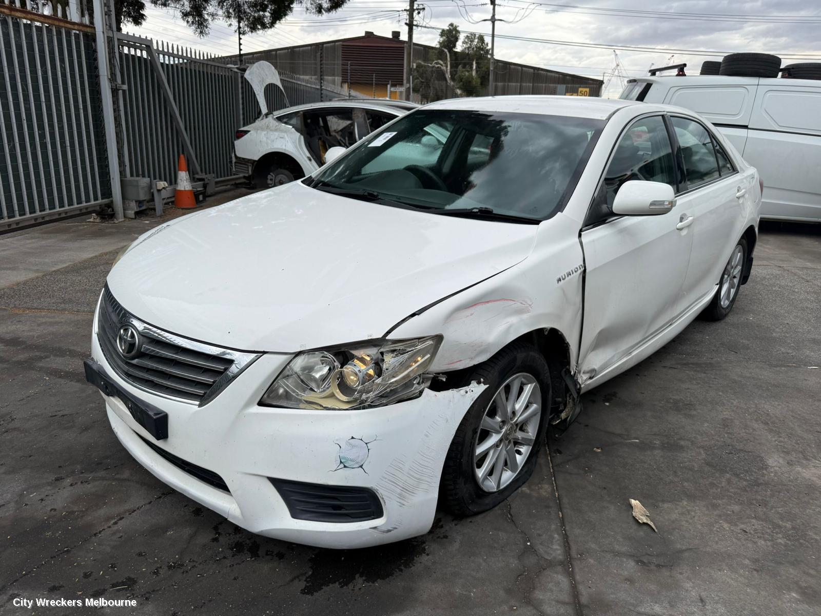 TOYOTA AURION RIGHT REAR 1/4 DOOR GLASS, GSV40R, 10/2006 - 03/2012