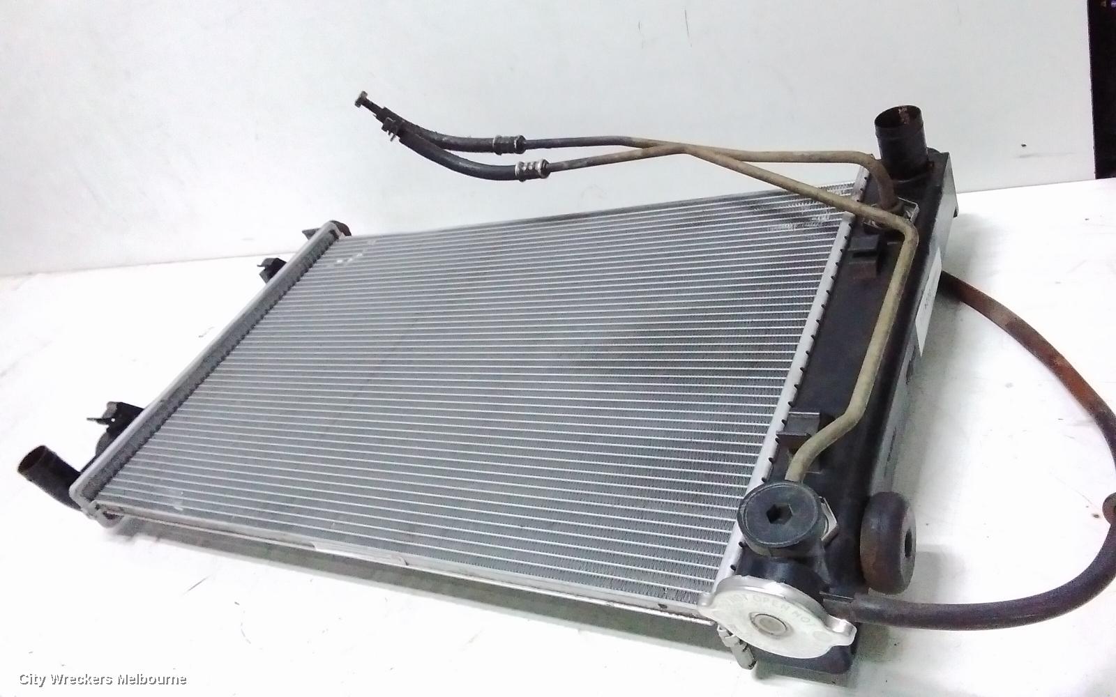HOLDEN COMMODORE RADIATOR, AUTO, 3.8, VY1-VY2, 10/2002 - 07/2004