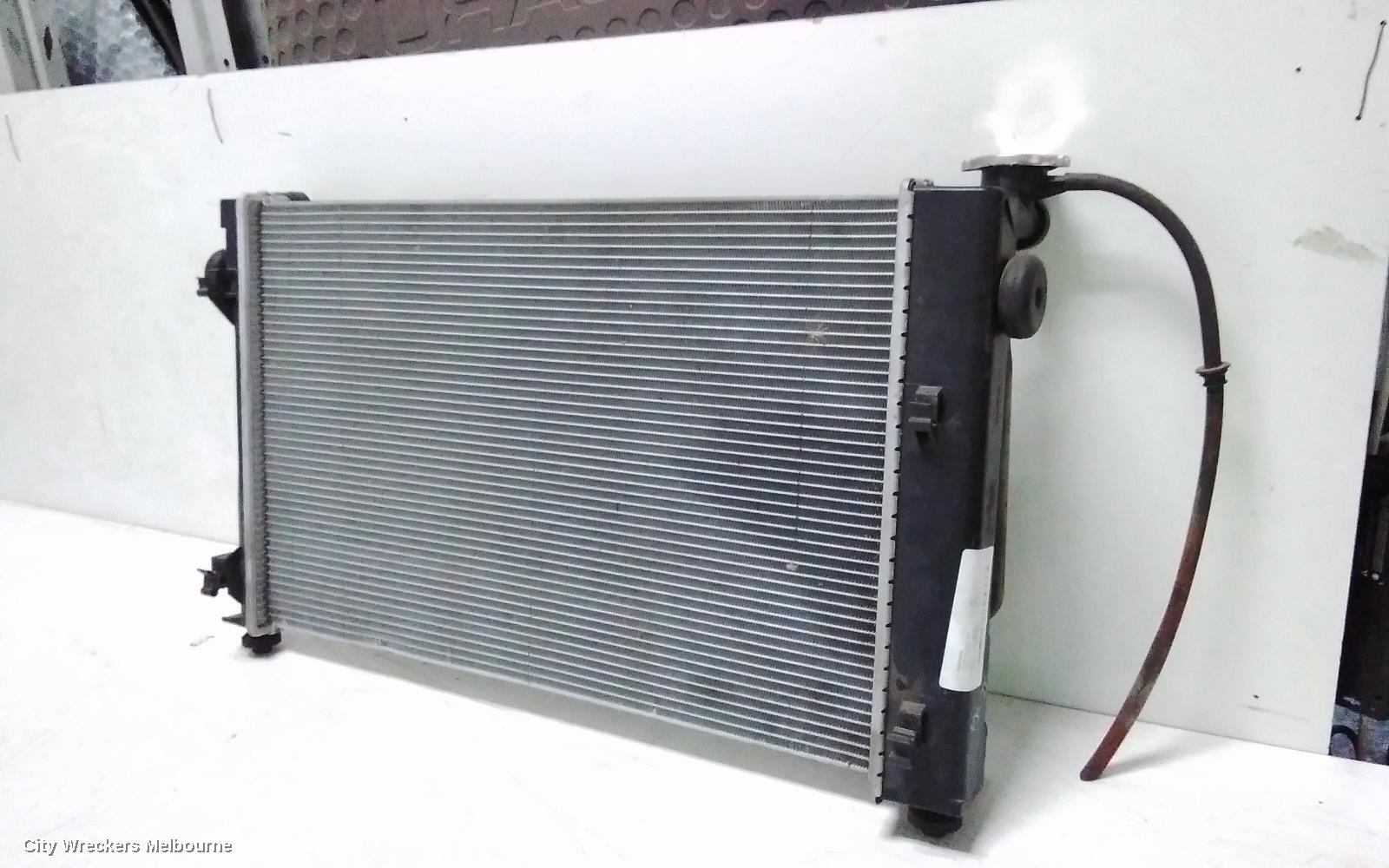 HOLDEN COMMODORE RADIATOR, AUTO, 3.8, VY1-VY2, 10/2002 - 07/2004