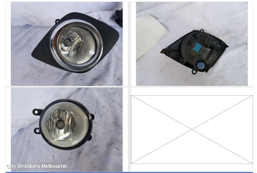 TOYOTA RAV4 LEFT INDICATOR/FOG/SIDE, BUMPER FOGLAMP, ACA33, 11/2005 - 11/2012