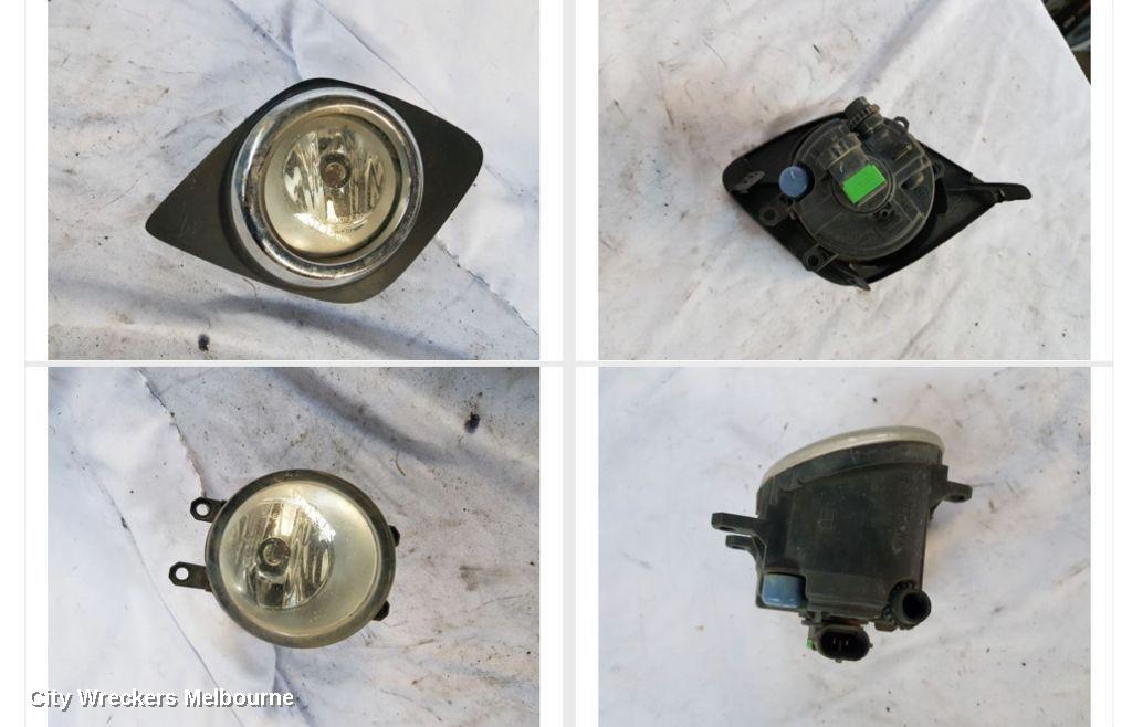 TOYOTA RAV4 RIGHT INDICATOR/FOG/SIDE, BUMPER FOGLAMP, ACA33, 11/2005 - 11/2012