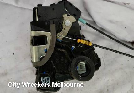 TOYOTA CAMRY DOOR/BOOT/GATE LOCK, RIGHT FRONT DOOR LOCK, ASV50/AVV50, 12/2011 - 10/2017