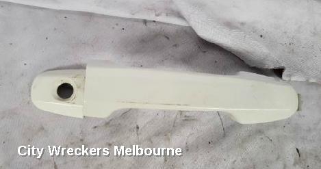 TOYOTA CAMRY DOOR HANDLE, OUTER, RH FRONT, ALTISE, ASV50, 12/2011 - 05/2015