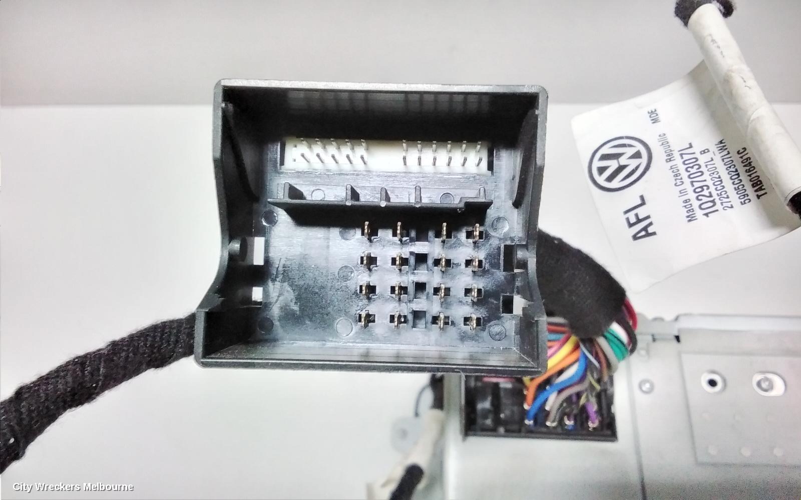 VOLKSWAGEN EOS RADIO/CD/DVD/SAT/TV, DISPLAY & HEAD UNIT (RCD510), 1F, 02/2007 - 12/2014