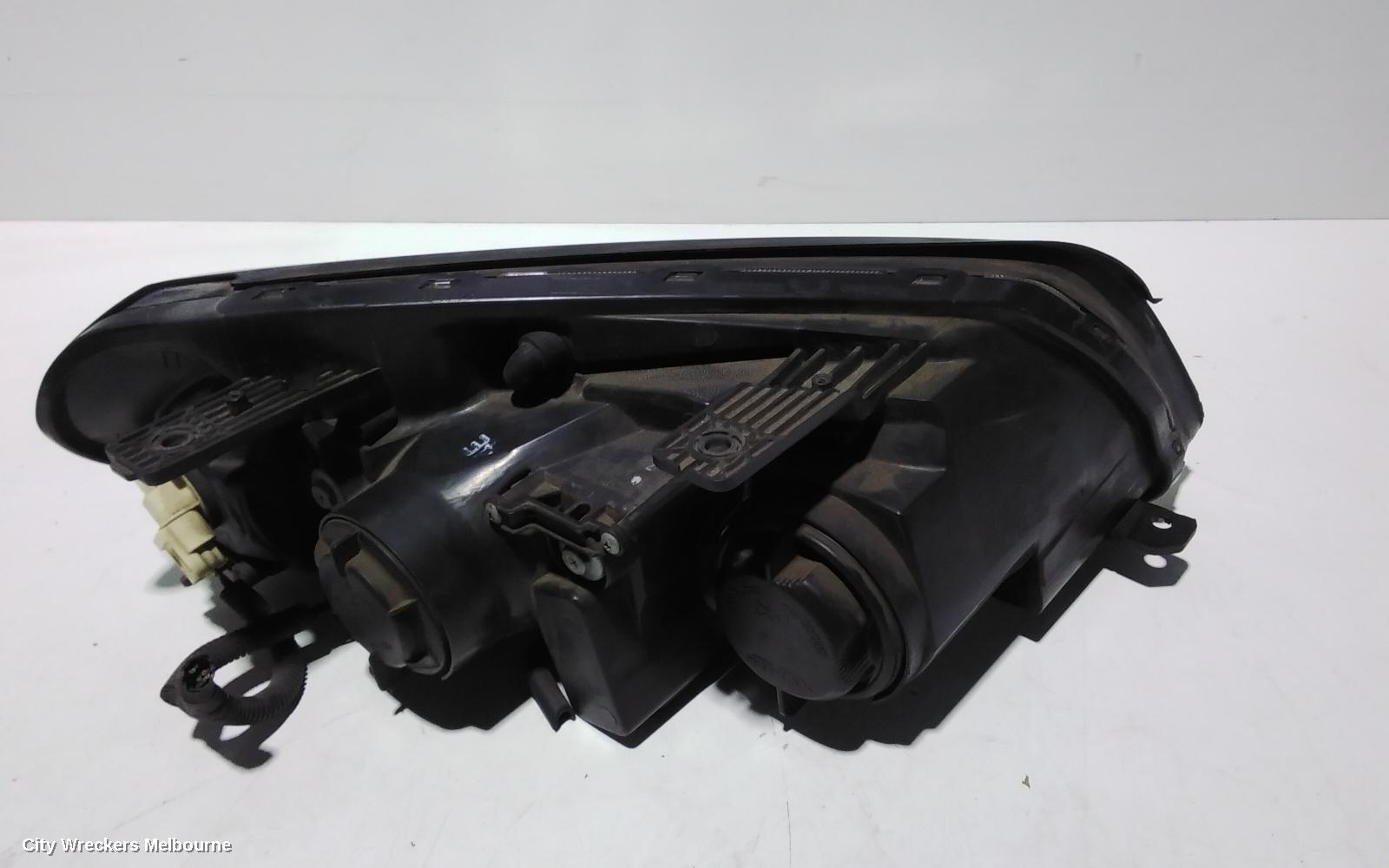 HOLDEN CAPTIVA LEFT HEADLAMP, CG, CX/LX/SX/CAPTIVA 7 (4TH VIN = C), CHROME INNER TYPE, 09/2006 - 02/2011