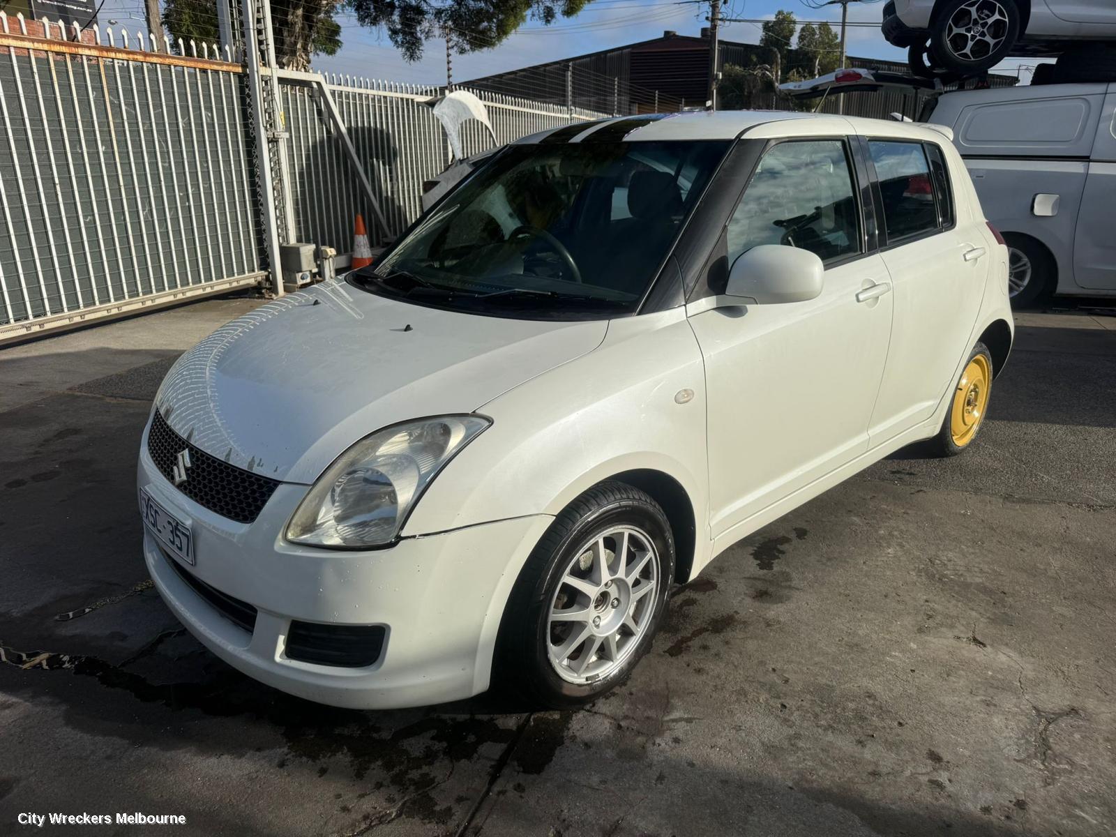 SUZUKI SWIFT LEFT REAR DOOR/SLIDING, RS415/RS416, 09/2004 - 02/2011