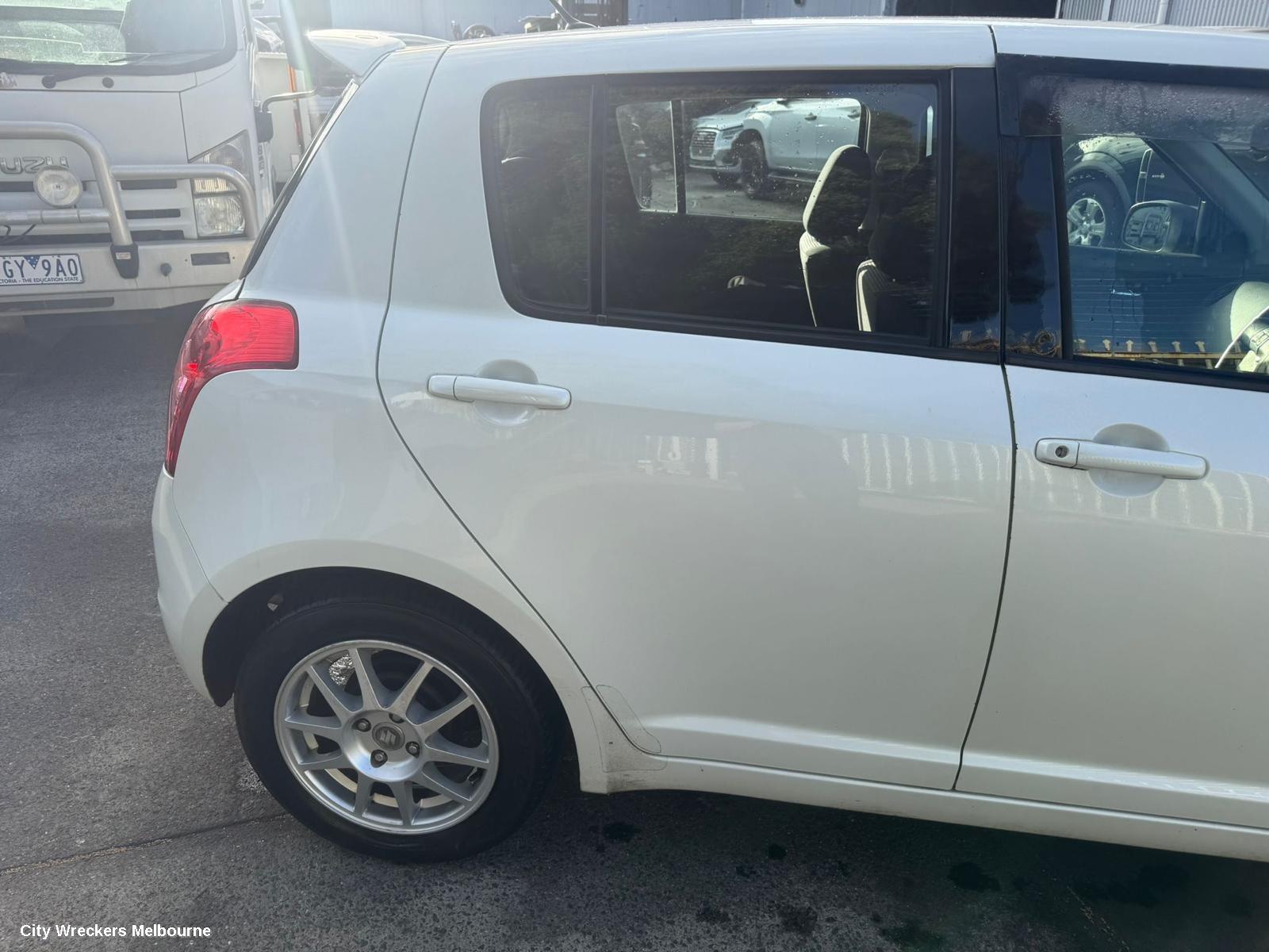 SUZUKI SWIFT LEFT REAR DOOR/SLIDING, RS415/RS416, 09/2004 - 02/2011