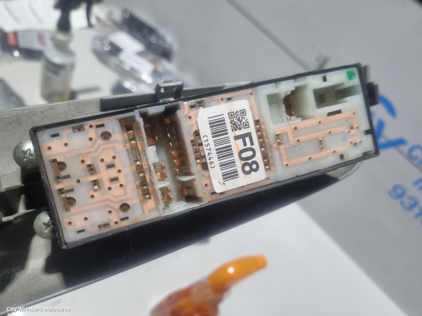 SUBARU FORESTER PWR DR WIND SWITCH, RH FRONT (MASTER SWITCH), S07, 06/2010 - 12/2012