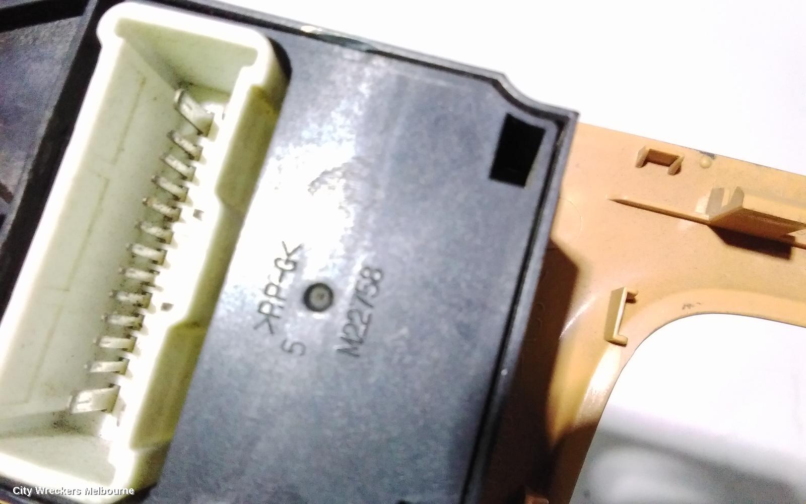 HONDA ACCORD PWR DR WIND SWITCH, RH FRONT (MASTER SWITCH), 7TH GEN, CL/EURO (VIN JHMCL), 06/2003 - 03/2008