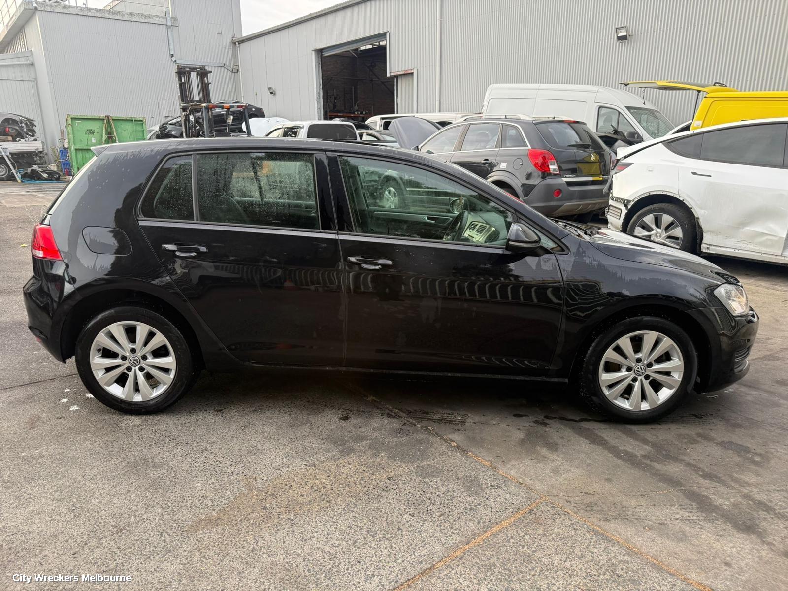 VOLKSWAGEN GOLF RIGHT FRONT WINDOW REG/MOTOR, GEN 7, 5DR HATCH, DOOR REG ASSY (REG AND MOTOR), 11/2012 - 08/2020