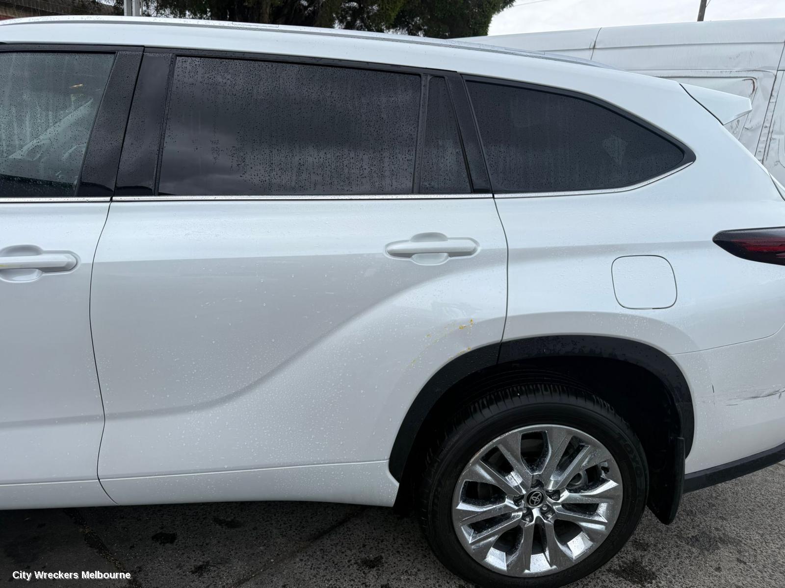 TOYOTA KLUGER DOOR MOULD, LOWER DOOR MOULD LHF, LEFT FRONT DOOR MOULDING, XU70 SERIES, 03/2021 ONWARDS