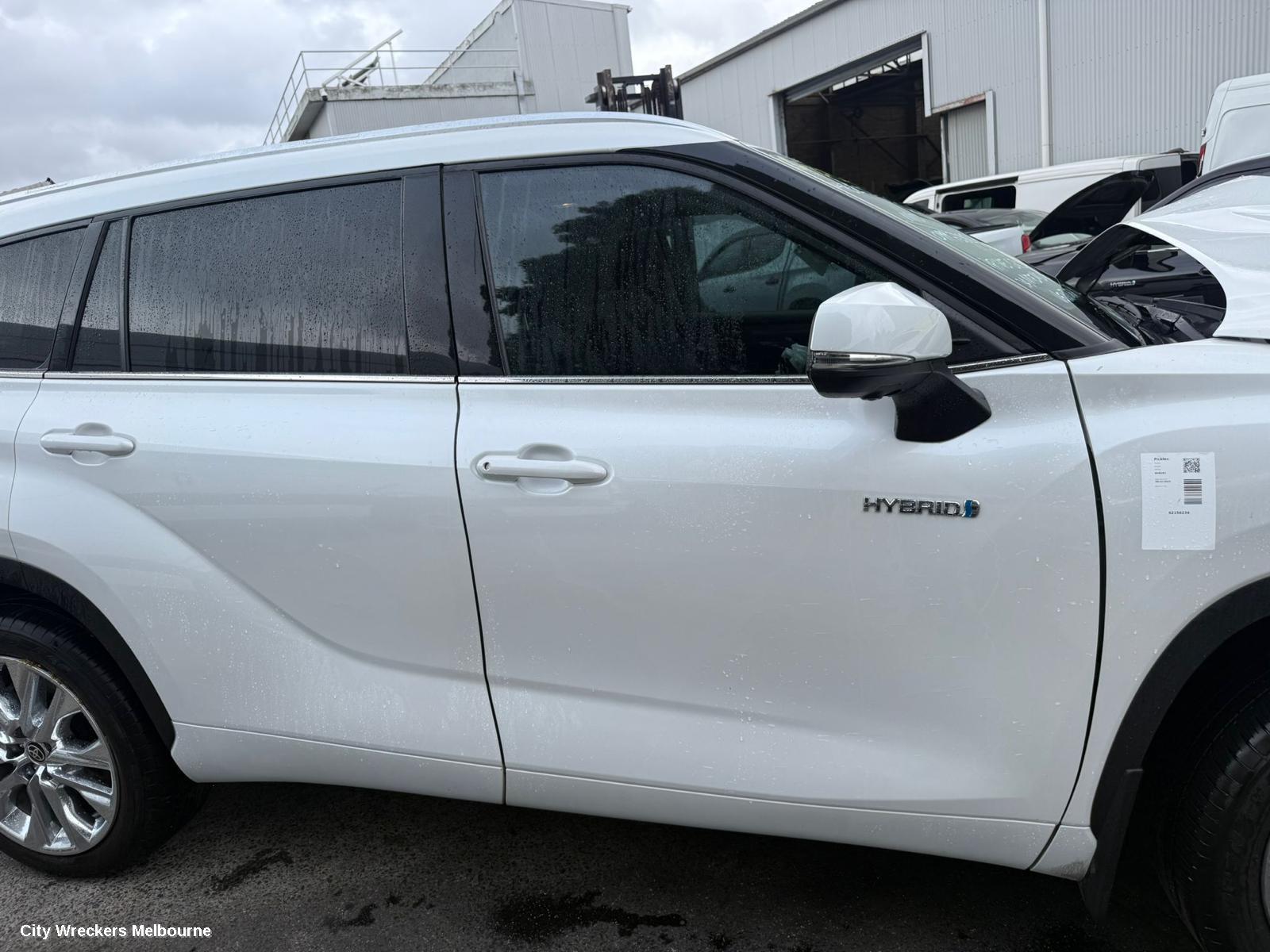 TOYOTA KLUGER DOOR MOULD, LOWER DOOR MOULD LHF, LEFT FRONT DOOR MOULDING, XU70 SERIES, 03/2021 ONWARDS