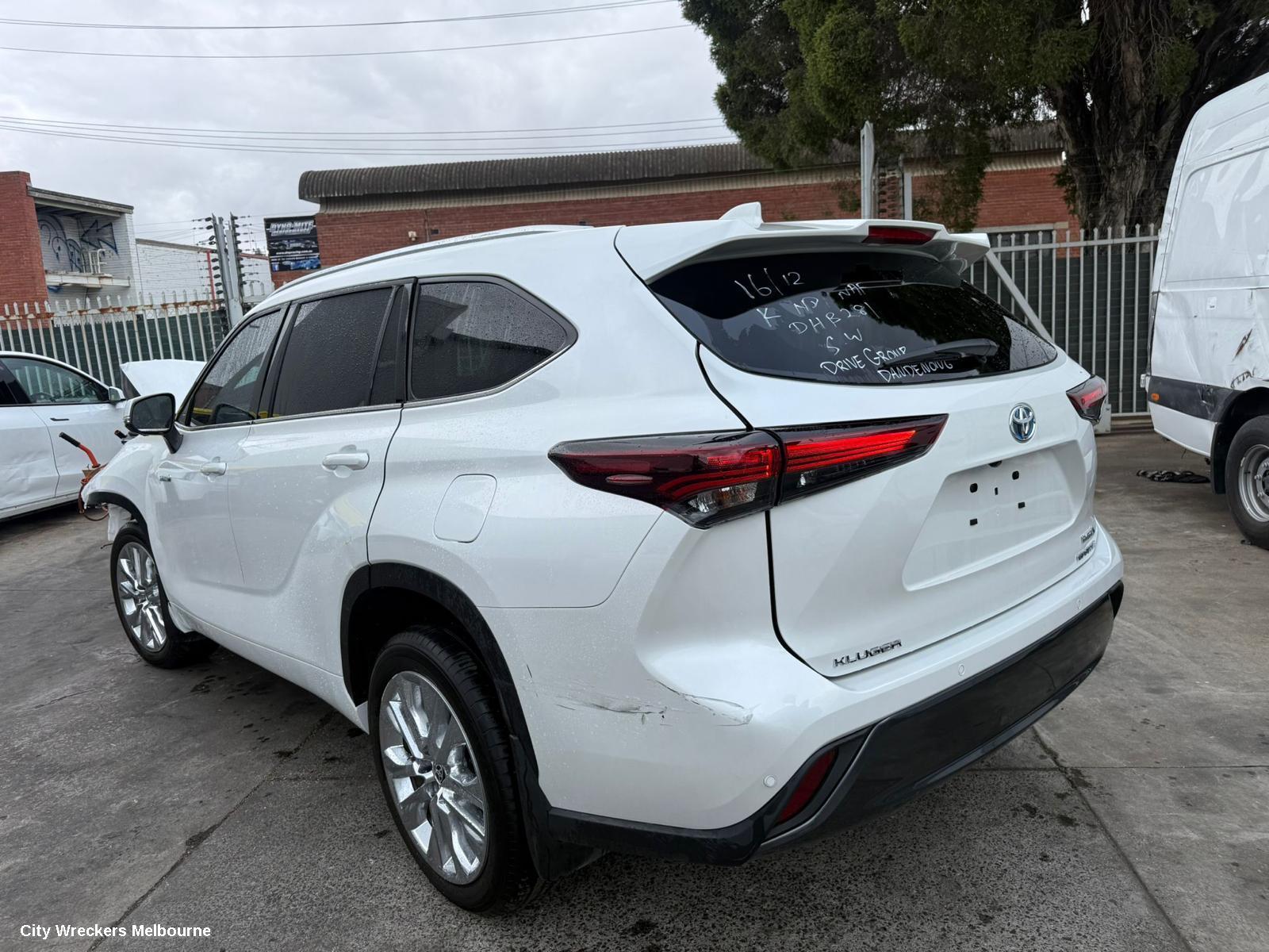 TOYOTA KLUGER DOOR MOULD, LOWER DOOR MOULD LHF, LEFT FRONT DOOR MOULDING, XU70 SERIES, 03/2021 ONWARDS