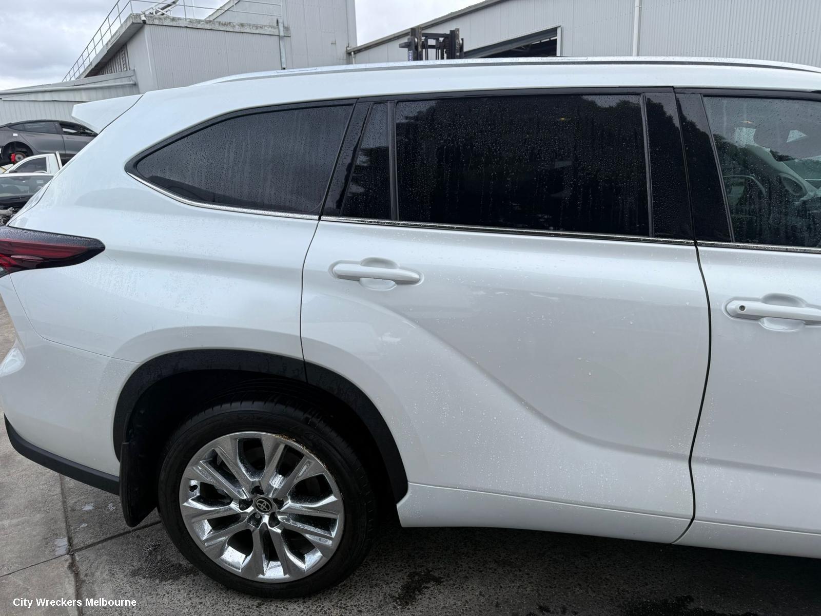 TOYOTA KLUGER DOOR MOULD, LOWER DOOR MOULD LHF, LEFT FRONT DOOR MOULDING, XU70 SERIES, 03/2021 ONWARDS