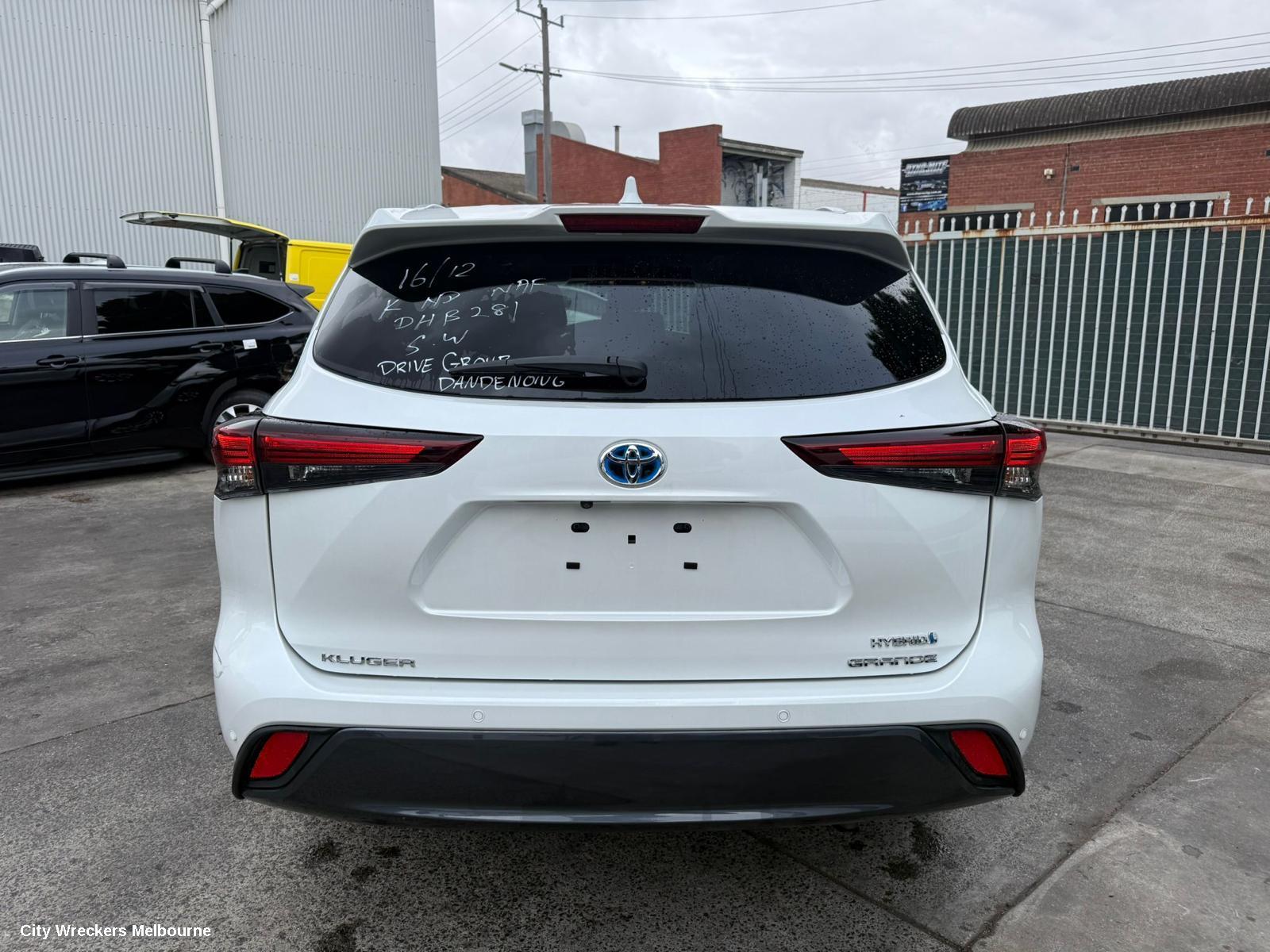 TOYOTA KLUGER DOOR MOULD, LOWER DOOR MOULD LHF, LEFT FRONT DOOR MOULDING, XU70 SERIES, 03/2021 ONWARDS