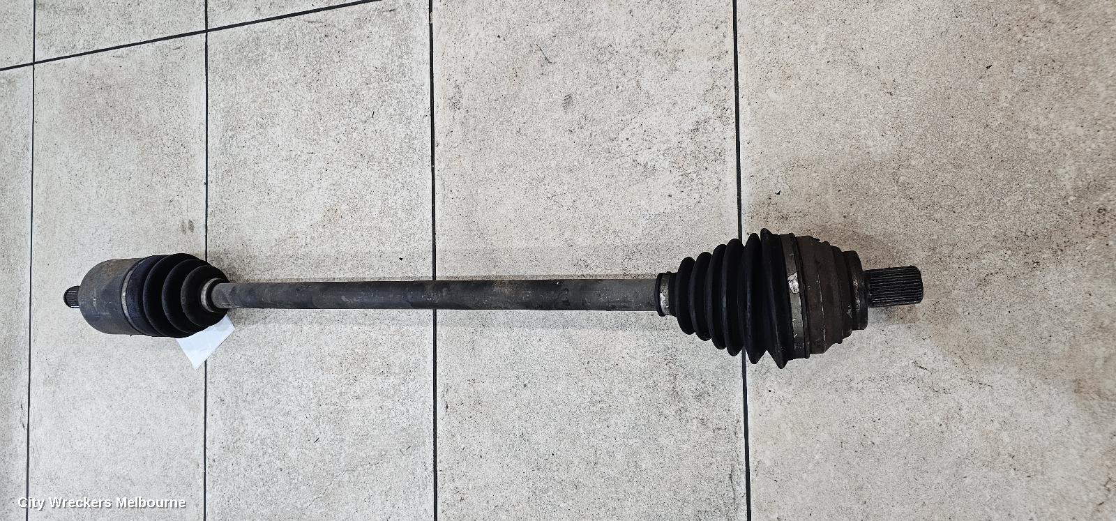 VOLKSWAGEN GOLF RIGHT DRIVESHAFT, FRONT, AUTO T/M, DIESEL, 1.9/2.0, GEN 5, 07/2004 - 02/2009
