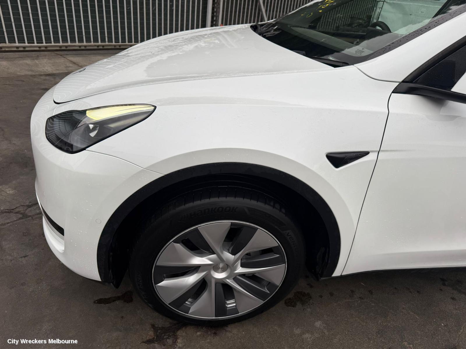 TESLA MODEL Y HOODLINING, 1ST GEN, 03/2022 ONWARDS