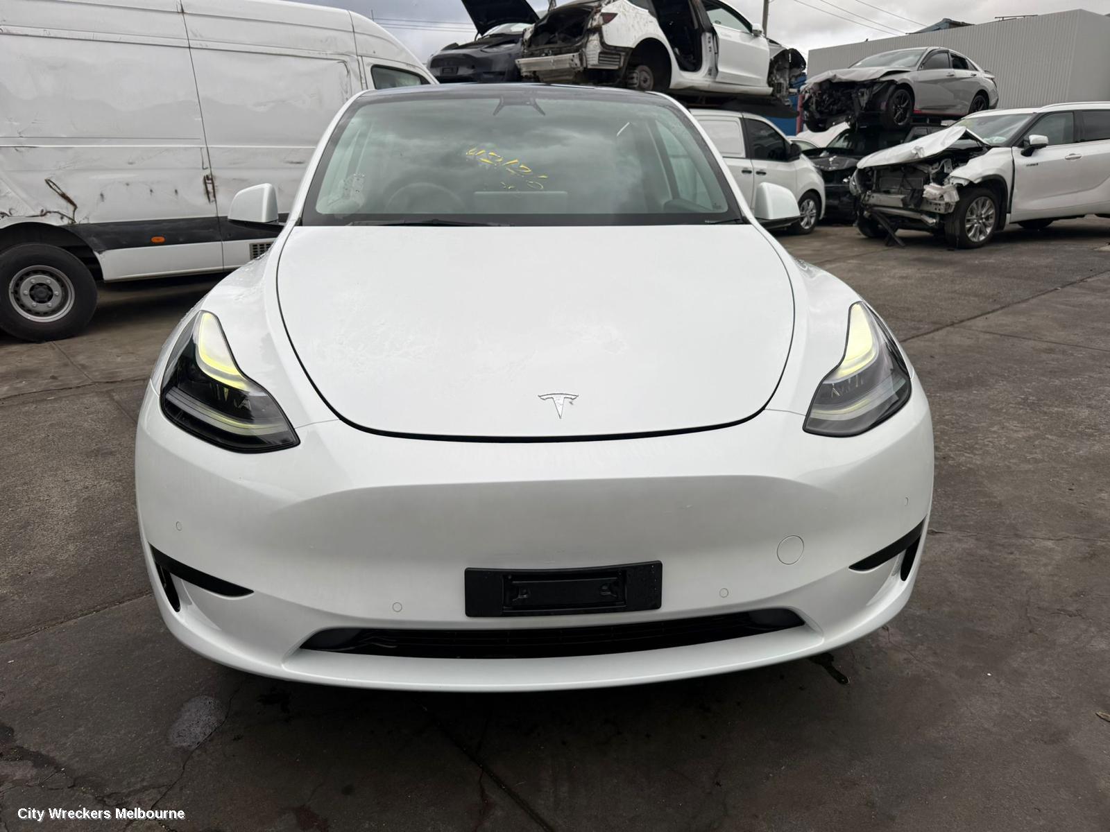TESLA MODEL Y HOODLINING, 1ST GEN, 03/2022 ONWARDS