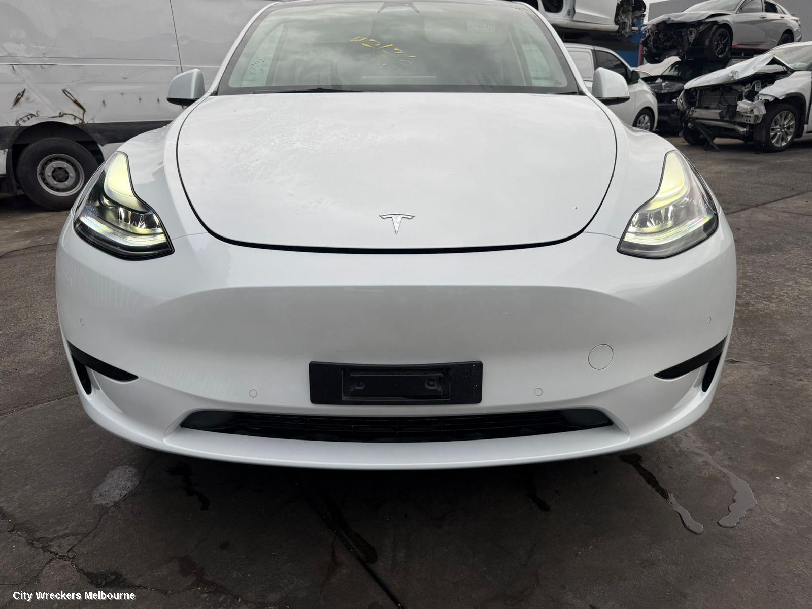 TESLA MODEL Y HOODLINING, 1ST GEN, 03/2022 ONWARDS