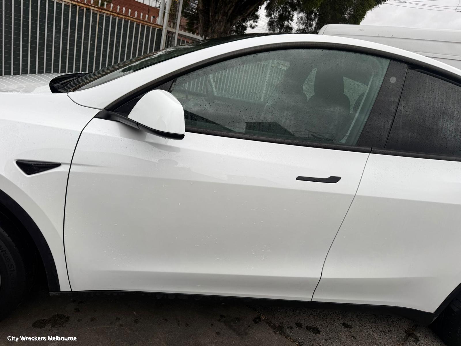 TESLA MODEL Y HOODLINING, 1ST GEN, 03/2022 ONWARDS