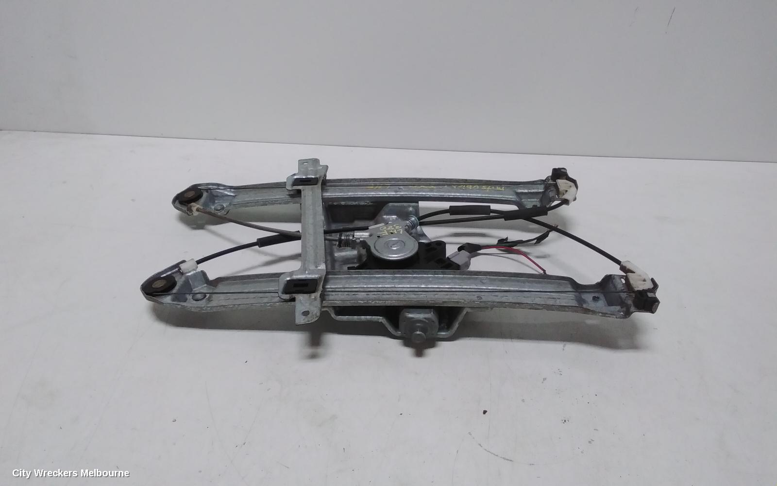 MITSUBISHI 380 LEFT FRONT WINDOW REG/MOTOR, DB, ELECTRIC, 09/2005 - 03/2008