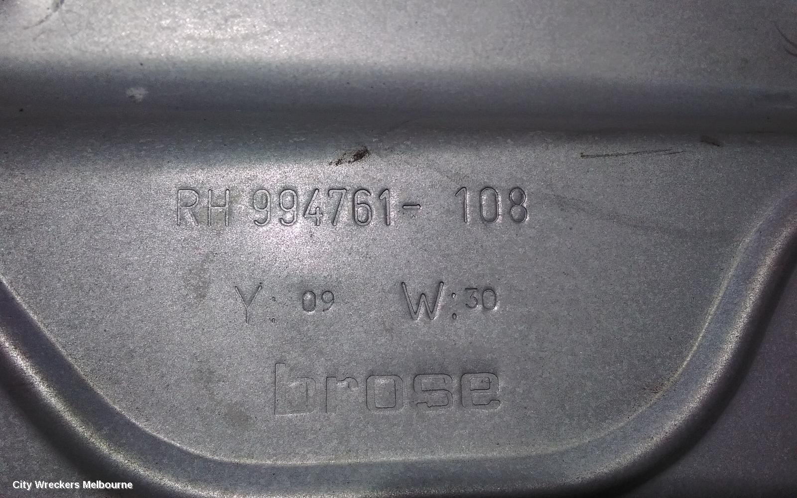 FORD FOCUS RIGHT FRONT WINDOW REG/MOTOR, LV, XR5, 06/2008 - 07/2011