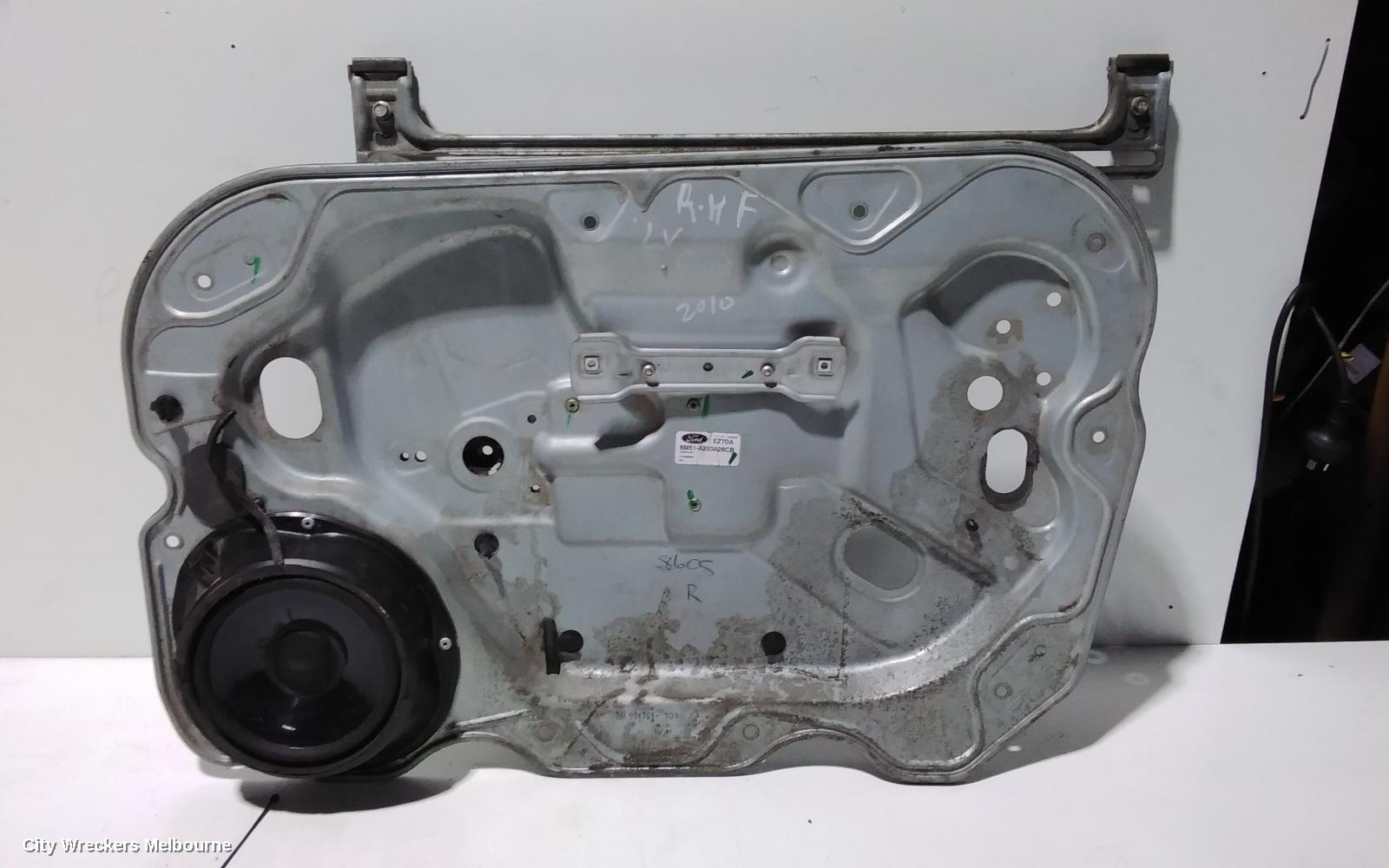 FORD FOCUS RIGHT FRONT WINDOW REG/MOTOR, LV, XR5, 06/2008 - 07/2011