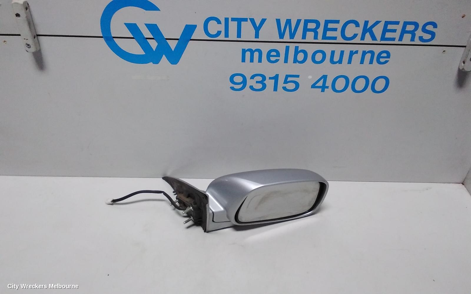 TOYOTA CAMRY RIGHT DOOR MIRROR, SK36, COLOUR CODED, 08/2002 - 05/2006