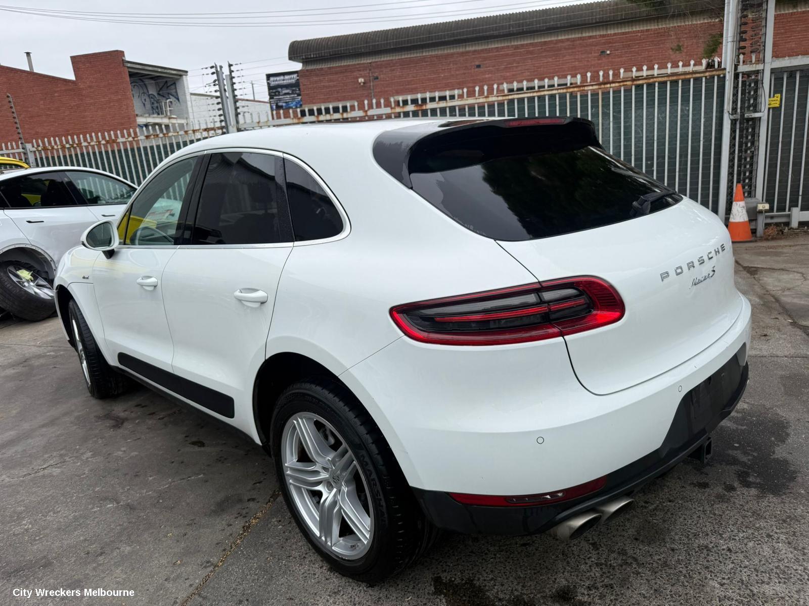 PORSCHE MACAN TOWBAR, 95B, 06/2014 - 12/2025