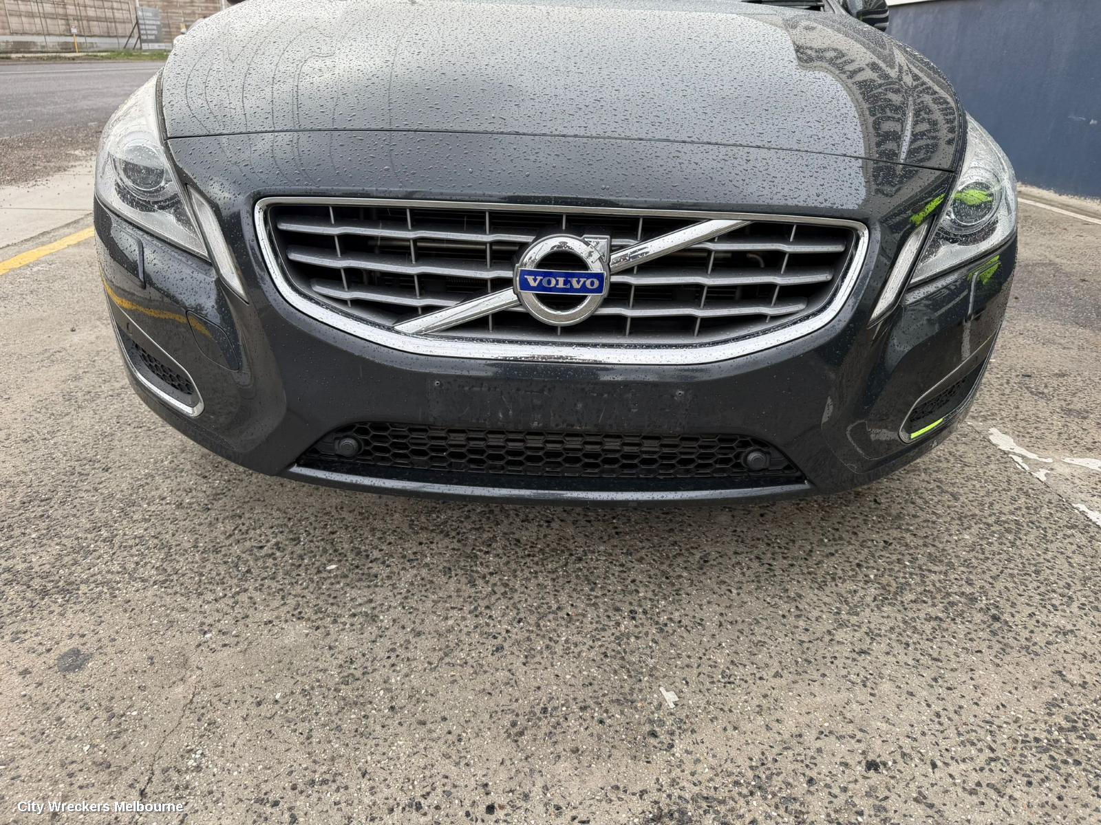 VOLVO S60/V60, MK2, 12/2010 - 12/2018, RHF ~ 30796626: 143482
