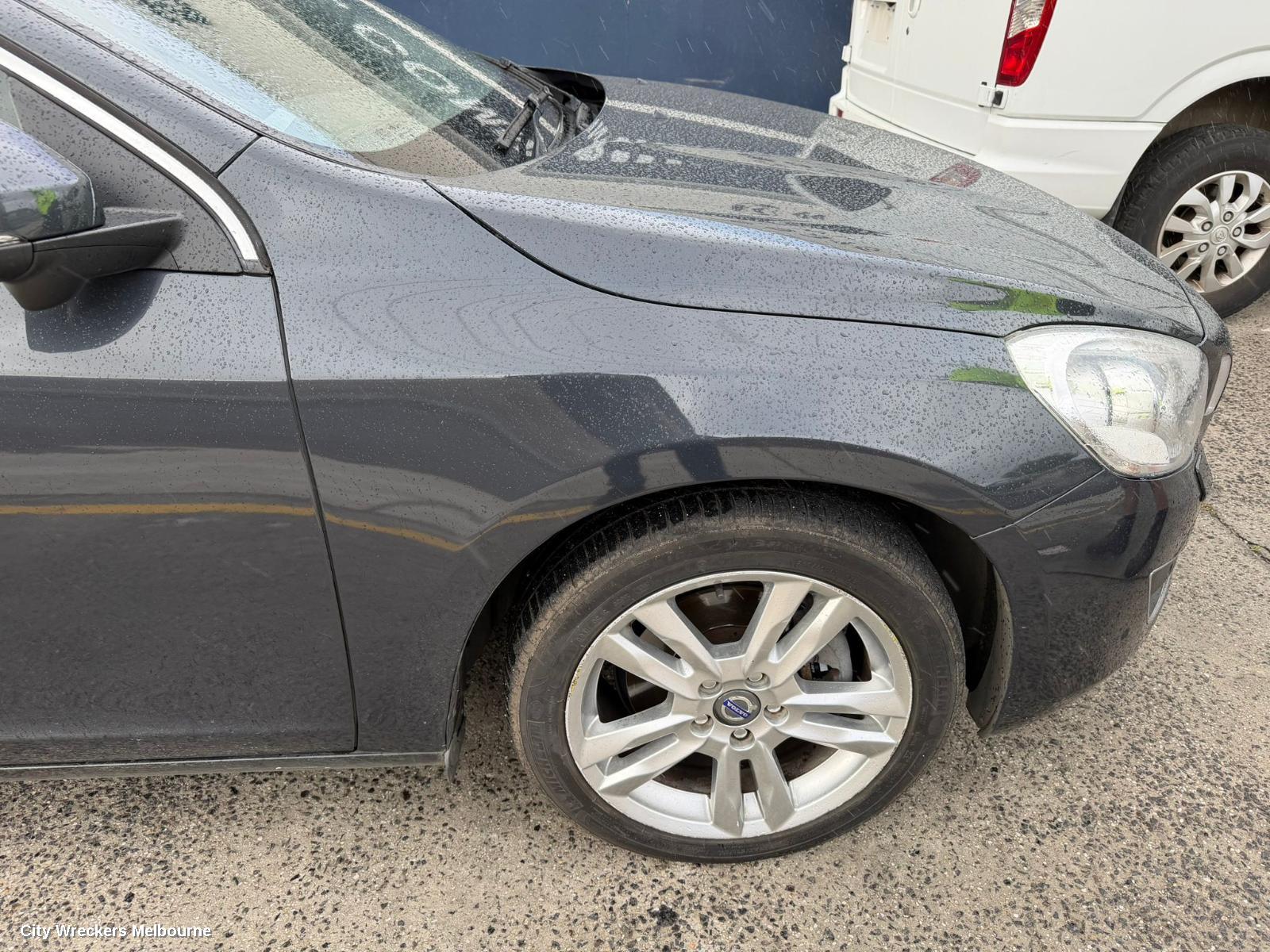 VOLVO S60/V60, MK2, 12/2010 - 12/2018, RHF ~ 30796626: 143482