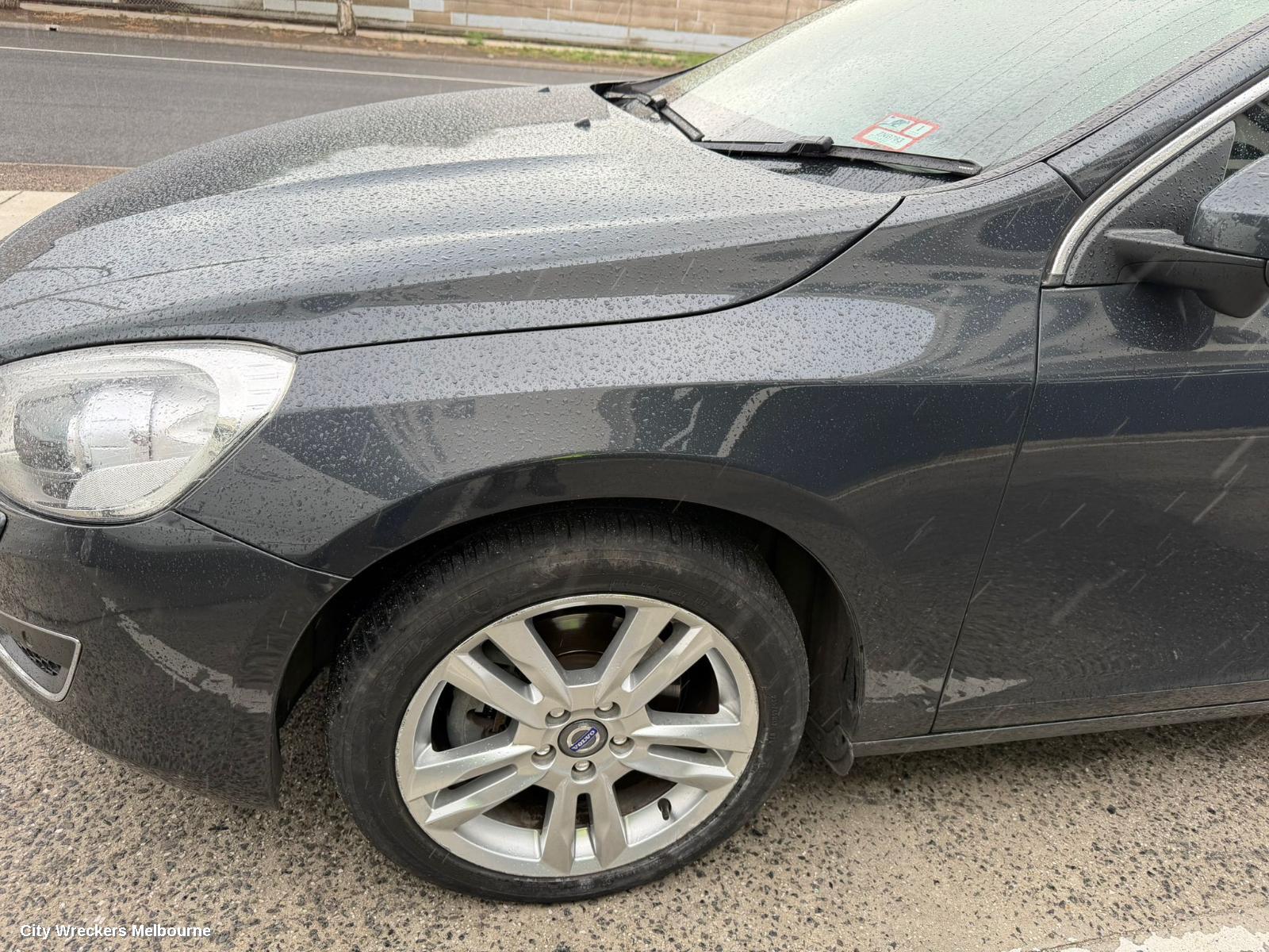 VOLVO S60/V60, MK2, 12/2010 - 12/2018, RHF ~ 30796626: 143482