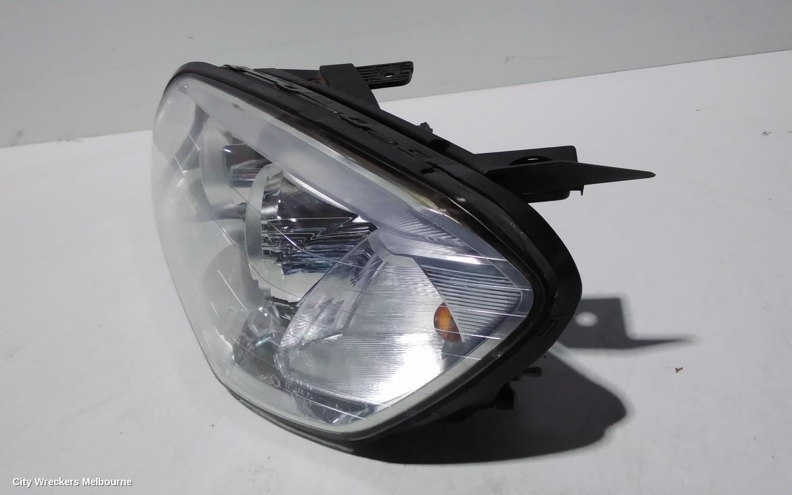 HOLDEN CAPTIVA LEFT HEADLAMP, CG, CX/LX/SX/CAPTIVA 7 (4TH VIN = C), CHROME INNER TYPE, 09/2006 - 02/2011