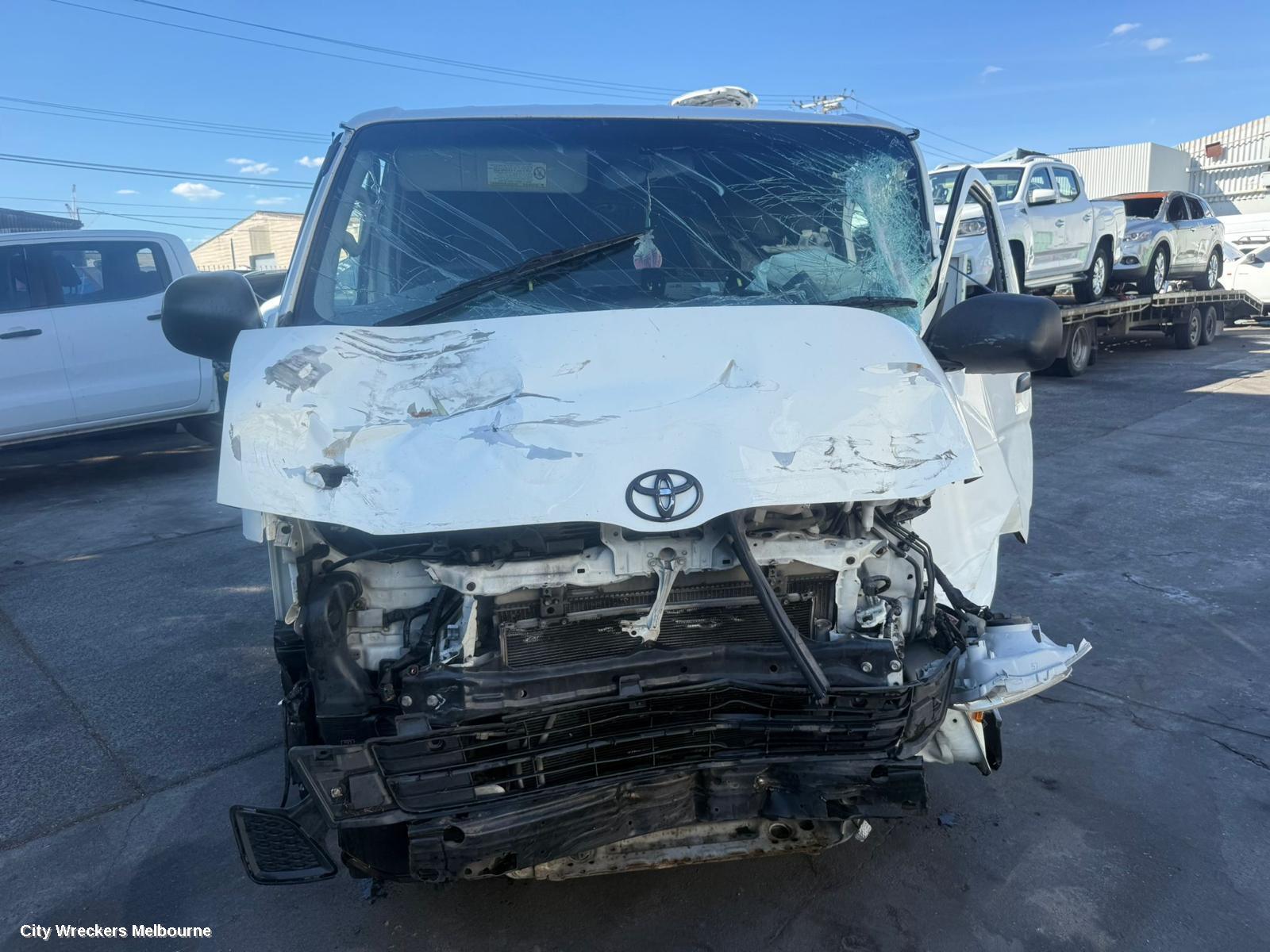 TOYOTA HIACE TOWBAR, TRH/KDH, LWB/SWB, NON STEP, 01/2005 - 04/2019