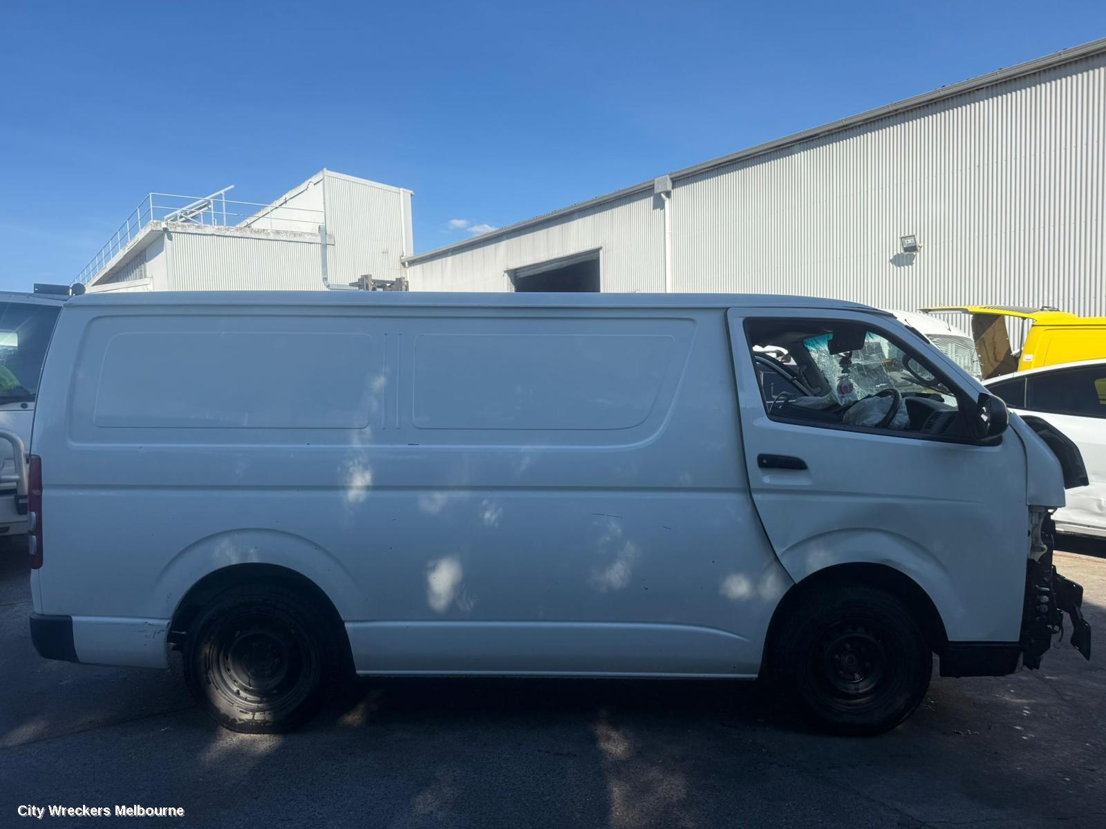 TOYOTA HIACE TOWBAR, TRH/KDH, LWB/SWB, NON STEP, 01/2005 - 04/2019