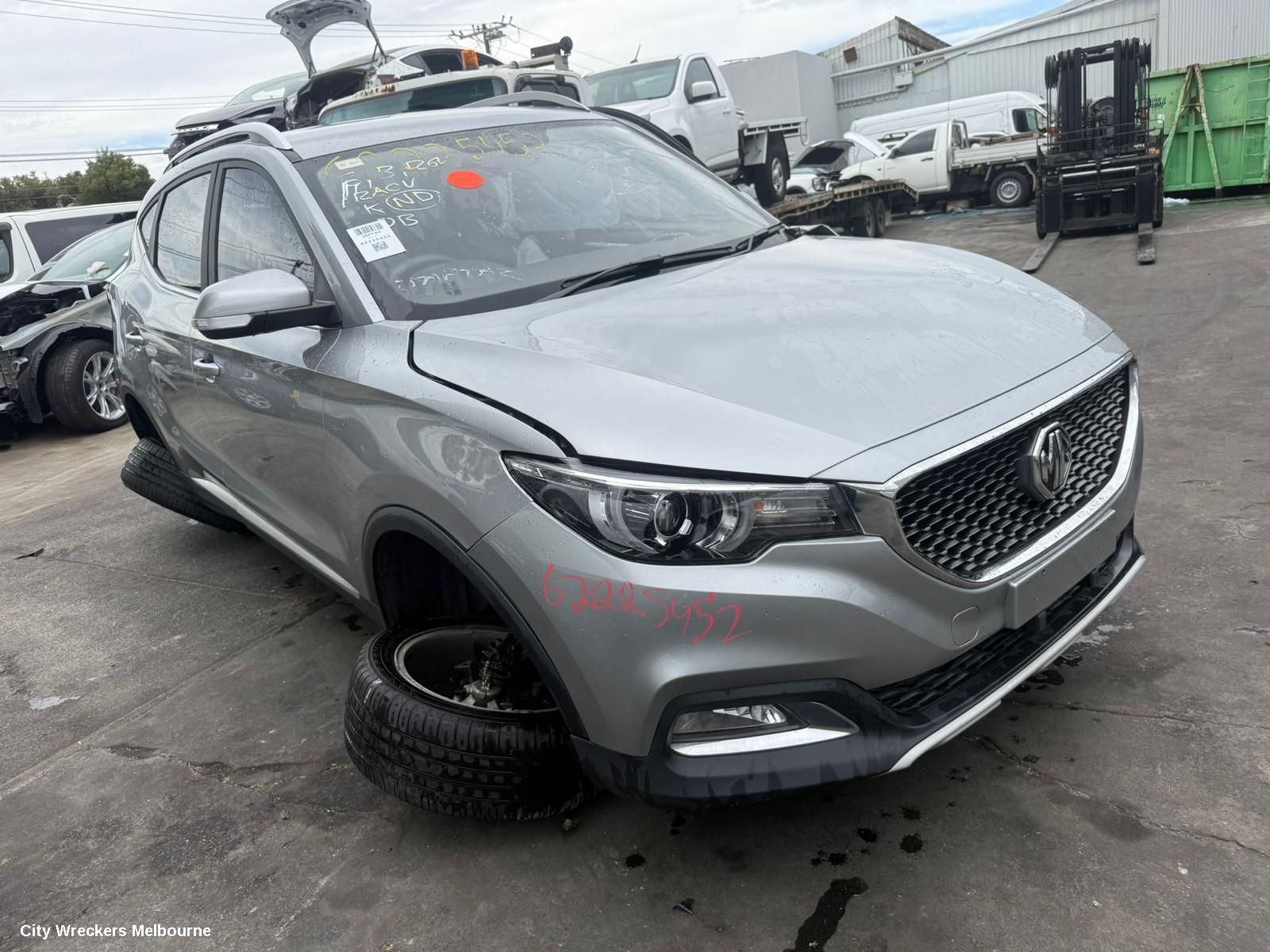 MG ZS RIGHT HEADLAMP, AZS1, ZS TYPE, HALOGEN TYPE, 09/2017 ONWARDS