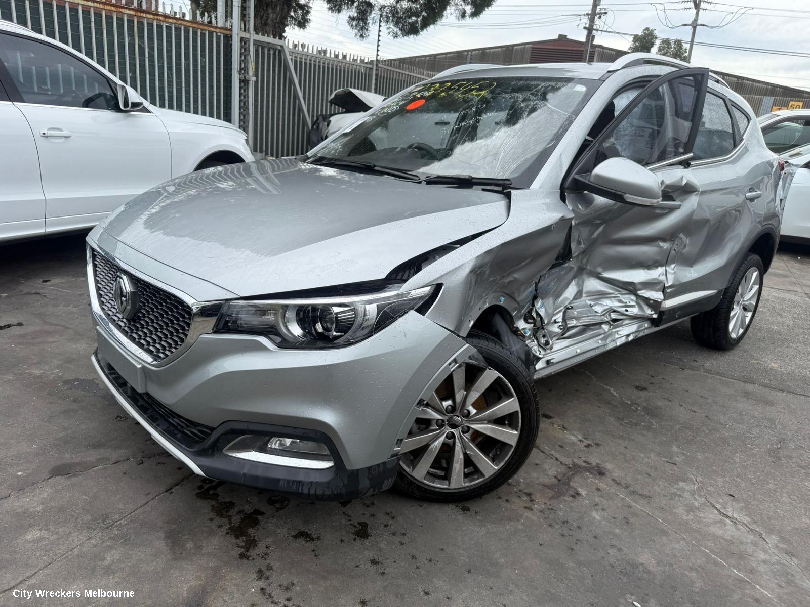 MG ZS RIGHT HEADLAMP, AZS1, ZS TYPE, HALOGEN TYPE, 09/2017 ONWARDS