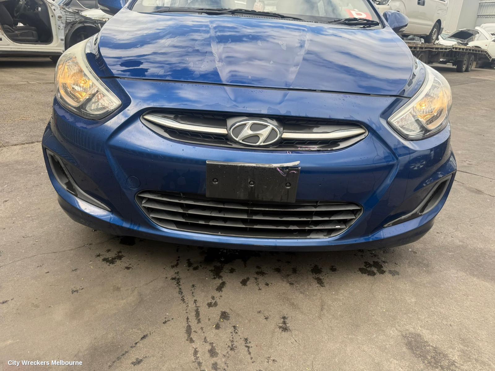 HYUNDAI ACCENT RIGHT FRONT HUB ASSEMBLY, RB, 05/2011 - 12/2019