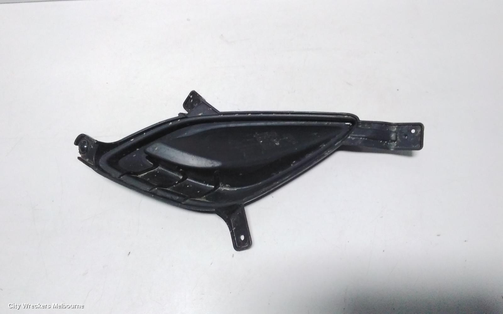 HYUNDAI ELANTRA LEFT INDICATOR/FOG/SIDE, BUMPER FOGLAMP COVER, MD, 03/2011 - 11/2015