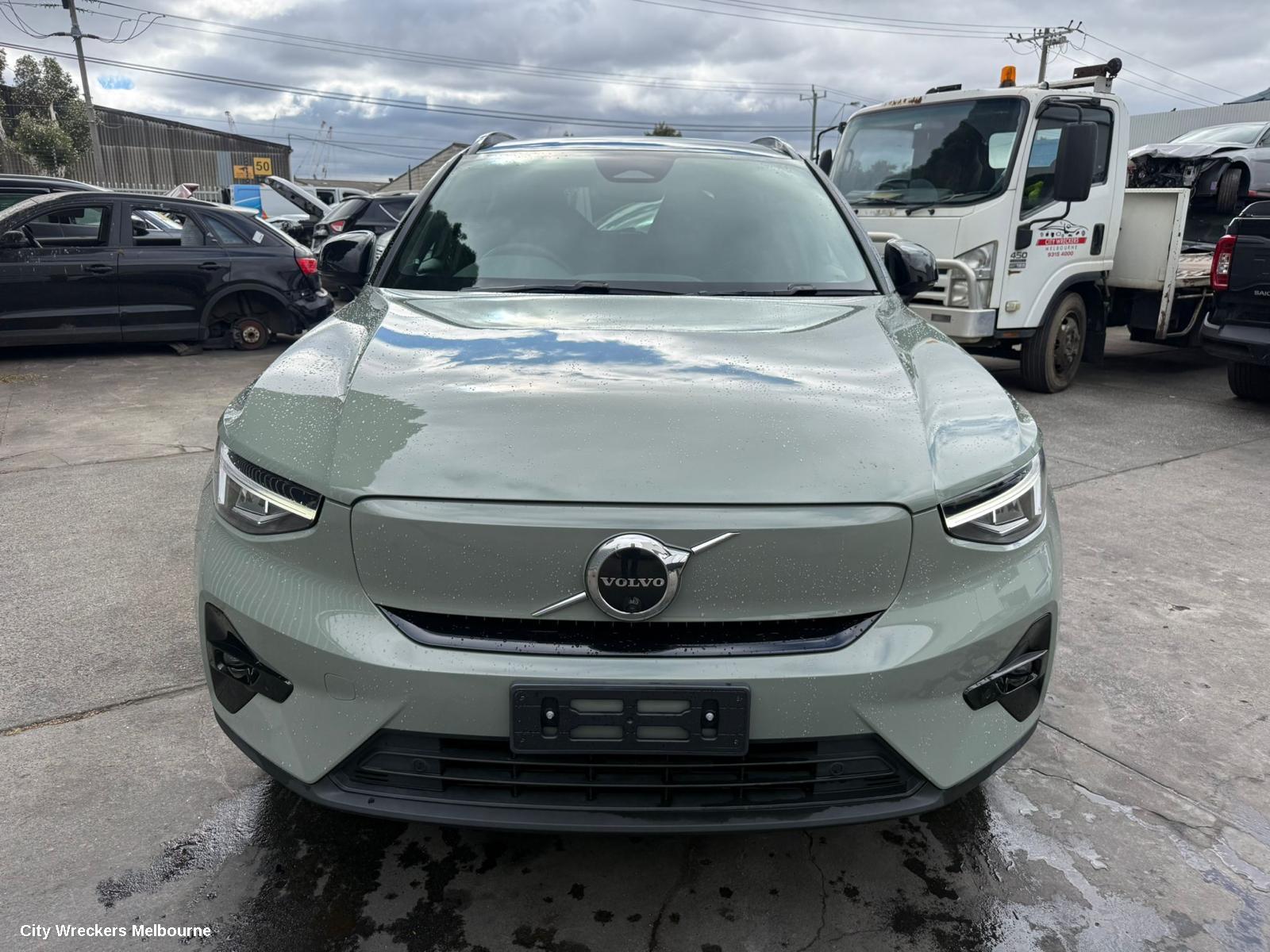 VOLVO XC40 LEFT FRONT STRUT, 02/2018 ONWARDS