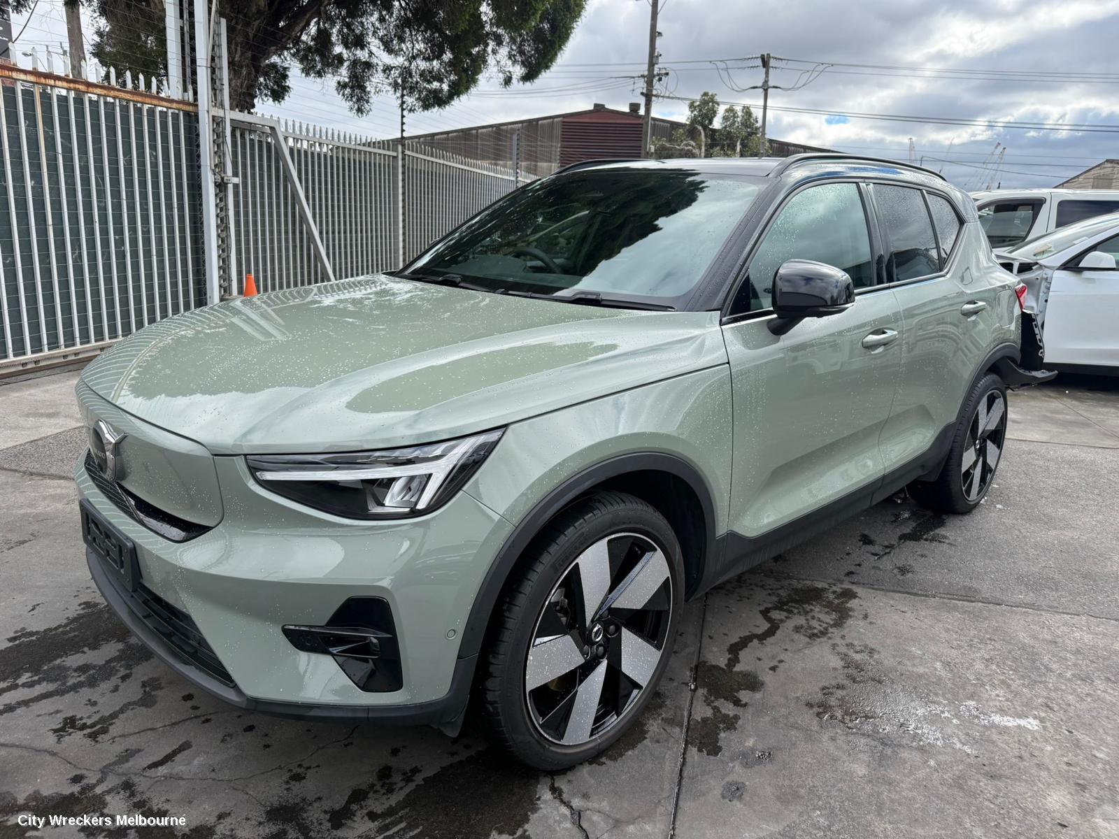 VOLVO XC40 LEFT FRONT STRUT, 02/2018 ONWARDS