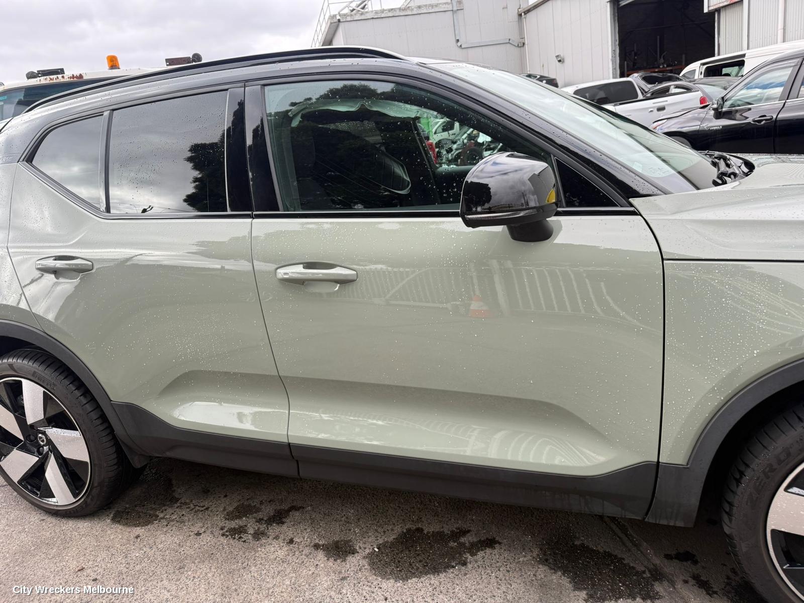 VOLVO XC40 LEFT FRONT STRUT, 02/2018 ONWARDS