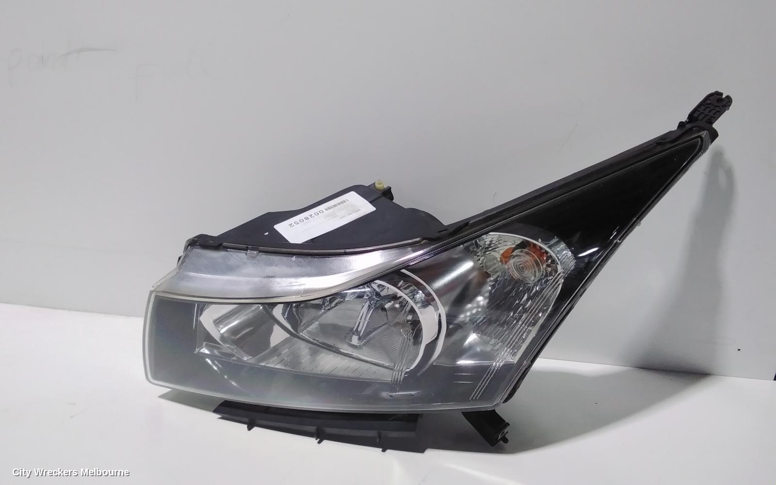 HOLDEN CRUZE LEFT HEADLAMP, JG, 03/2009 - 02/2011