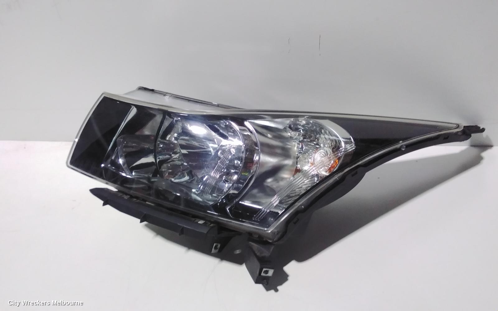 HOLDEN CRUZE LEFT HEADLAMP, JG, 03/2009 - 02/2011