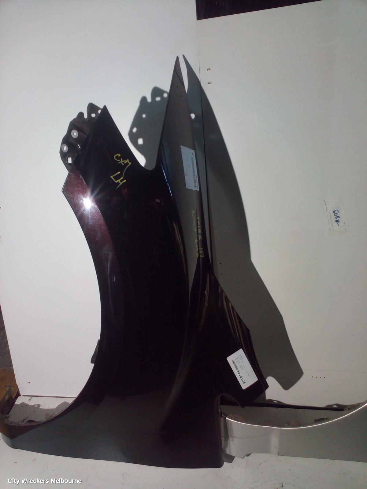 MAZDA CX7 LEFT GUARD, ER, 11/2006 - 02/2012