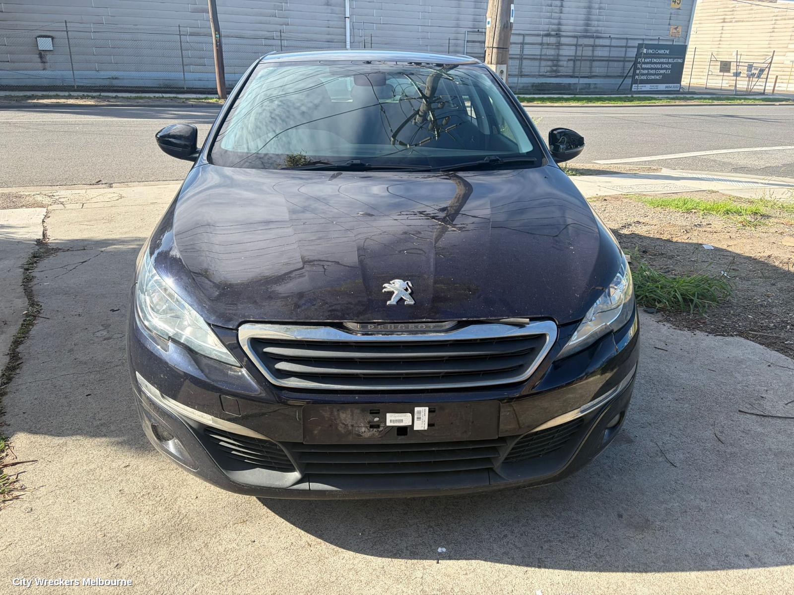 PEUGEOT 308 RIGHT HEADLAMP, T9, HALOGEN TYPE, 10/2014 - 06/2017