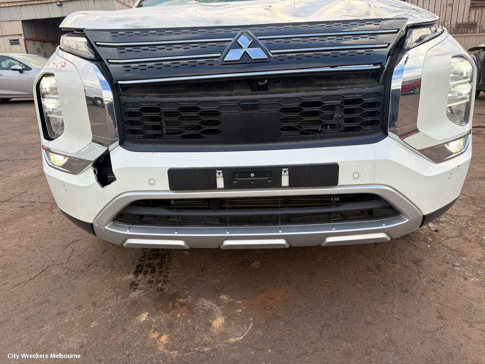 MITSUBISHI OUTLANDER LEFT GUARD LINER, FRONT, ZM, 08/2021 ONWARDS